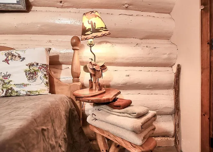 Holiday home Simple And Historic Fishing Log For A Rustic Retreat To Northern Arizona *
